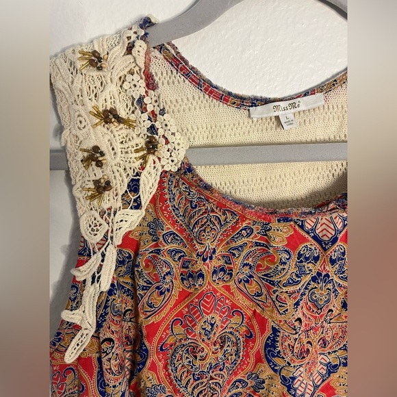 Miss Me Women’s Bohemian Paisley Lace Trim Top - Picture 2 of 6